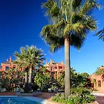 Paradis Au Bord De * Μαρμπέλλα