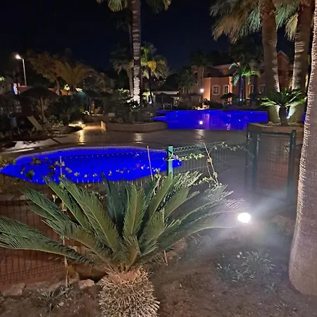 Paradis Au Bord De Διαμέρισμα *